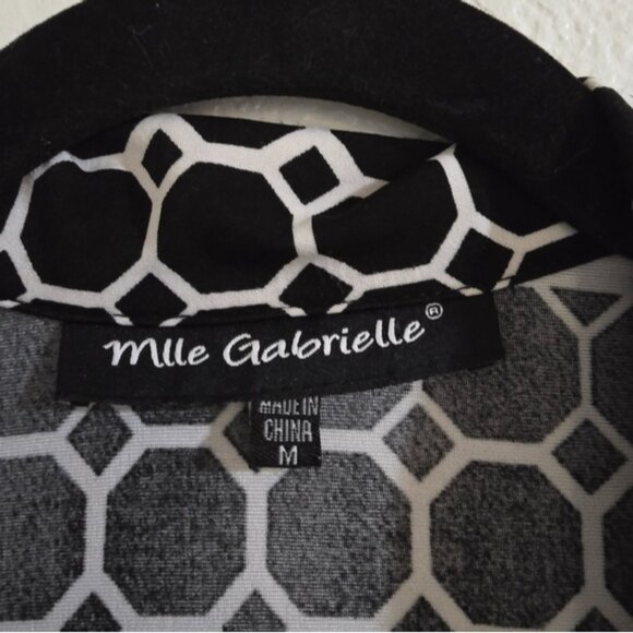 "Mlle Gabrielle" Dress, Stylish Black, Blue, Green And White Patterned Dress - Picture 5 of 16